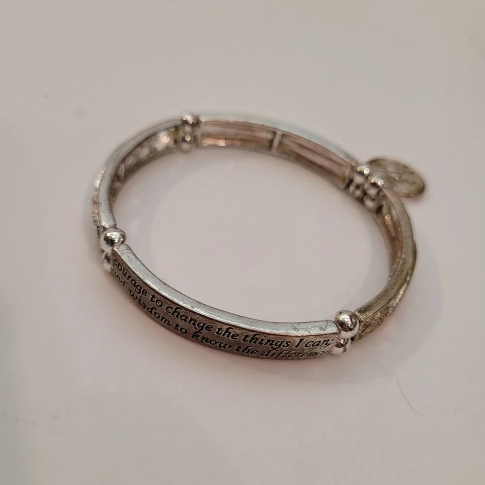 Serenity Prayer Bracelet Womens Silver‎ Tone Stretch Filigree Charm AA 12 step